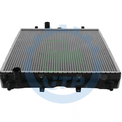 Radiateur 3C001-17100 de pièces de rechange de tracteur de M5660 M7040 M5140 Kubota